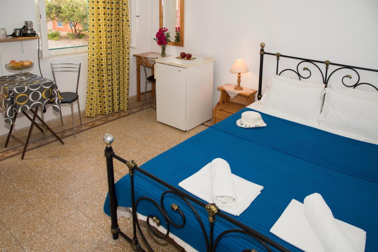 Damianos Rooms Adamantas  Exterior photo